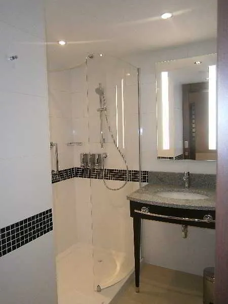 Hampton By Hilton Krakow Hotel