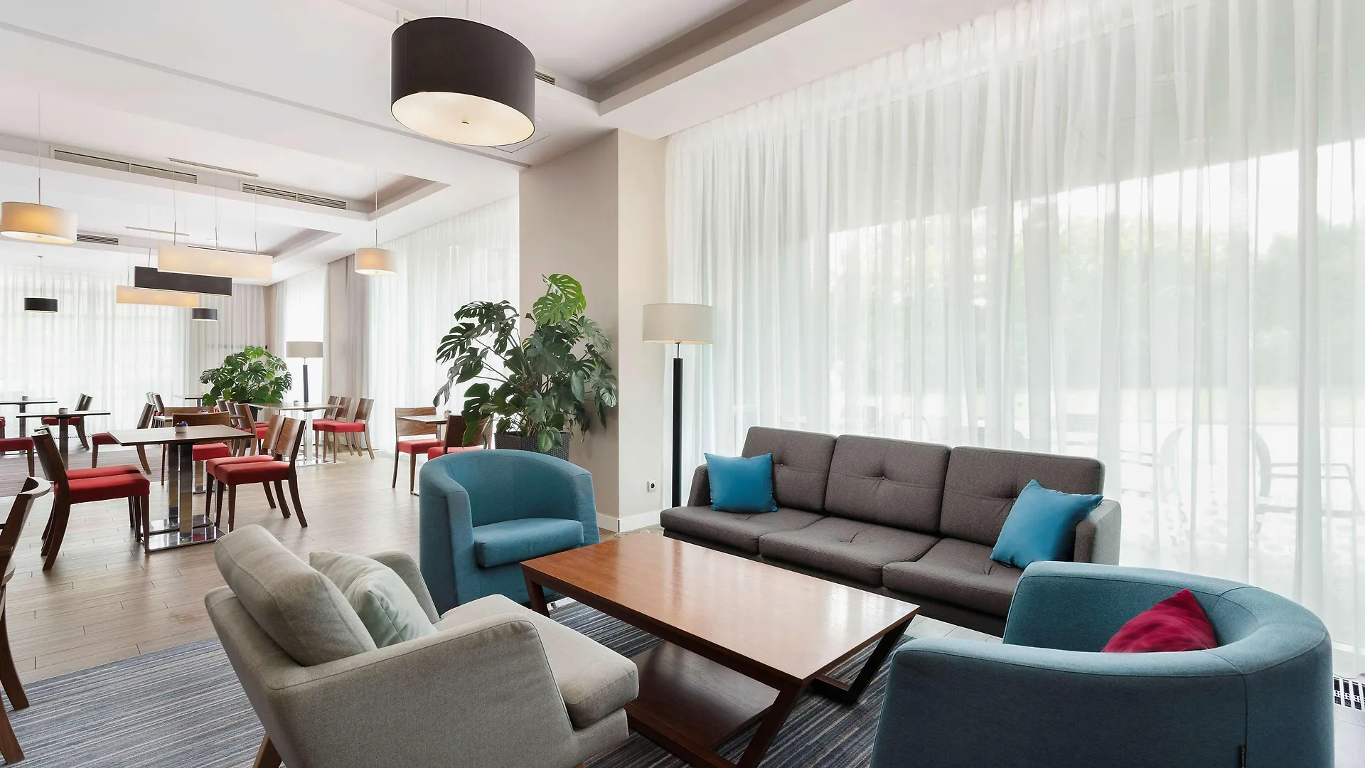 Hampton By Hilton Krakow Hotel