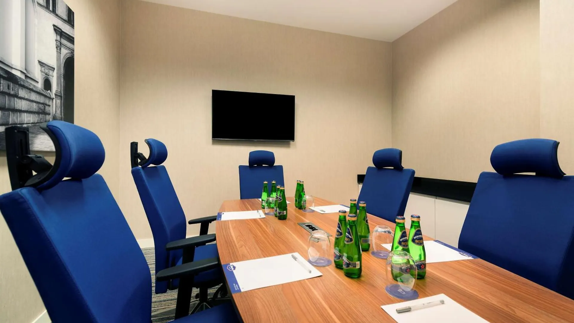 Hampton By Hilton Krakow Hotel 3*,  Poland